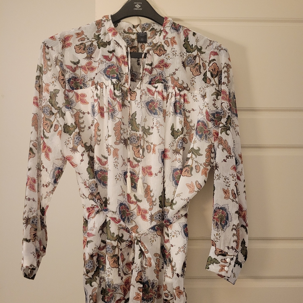 Tunic blouse with tie
